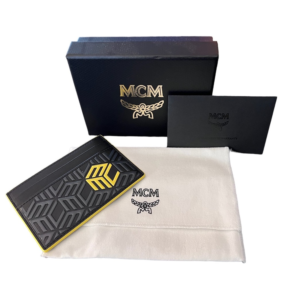 NIB - Unisex MCM Cubic Logo Mini Leather Card Case